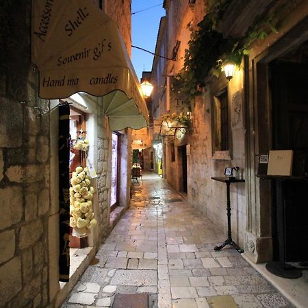 Town House In The Centre Of Historic Trogir Villa Exteriör bild